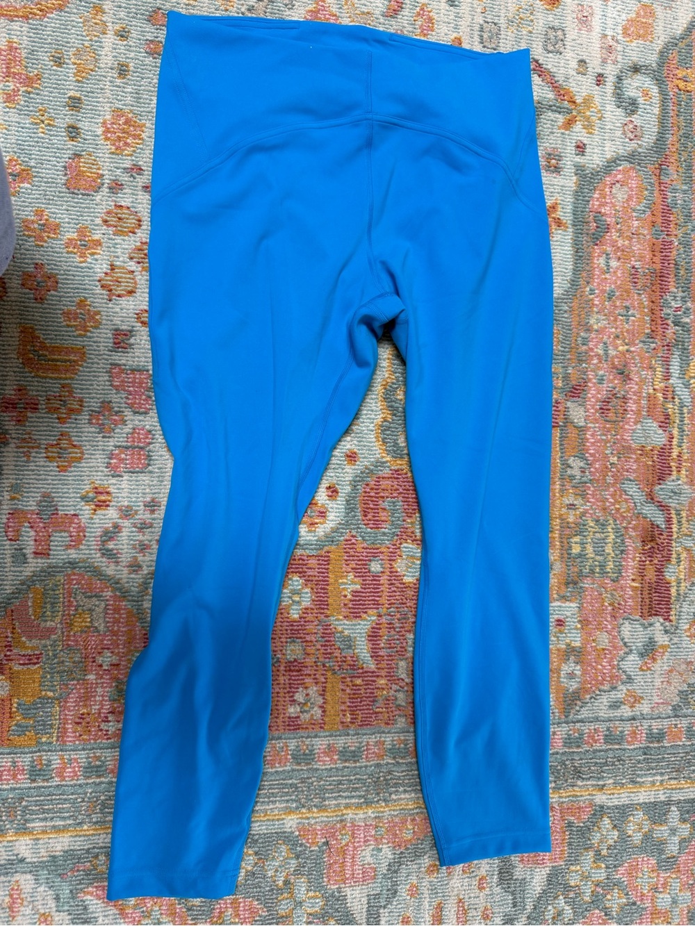 Lululemon, like new-Women’s Bright Blue Active Leggings